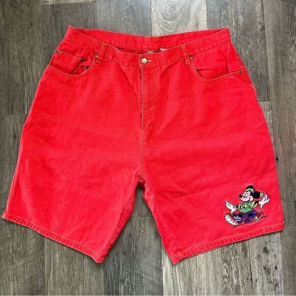 VINTAGE 1990S WALT DISNEY MICKEY MOUSE RED DENIM SHORTS SIZE 40 - Picture 1 of 4